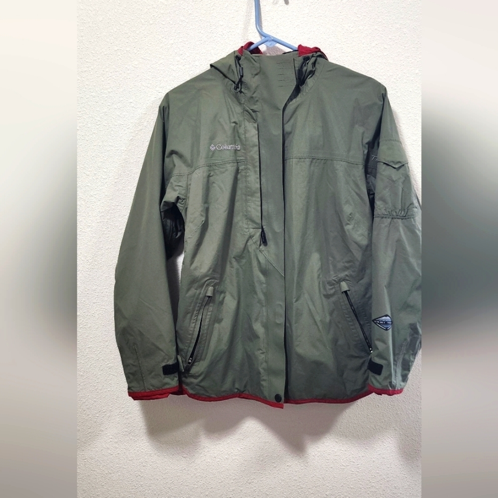 Columbia Titanium Women’s Jacket Omni-Tech Hooded Waterproof Seam Sealed Sz S